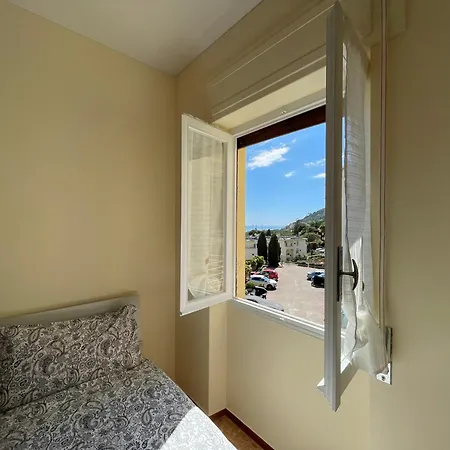 La Dalia Vista Mare Apartment