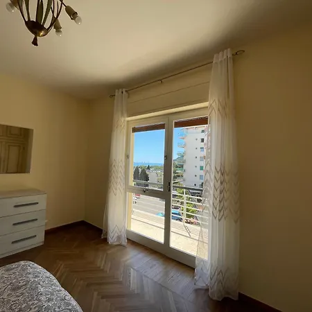 La Dalia Vista Mare Apartment *