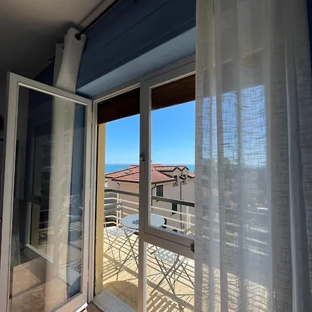 La Dalia Vista Mare 公寓 *